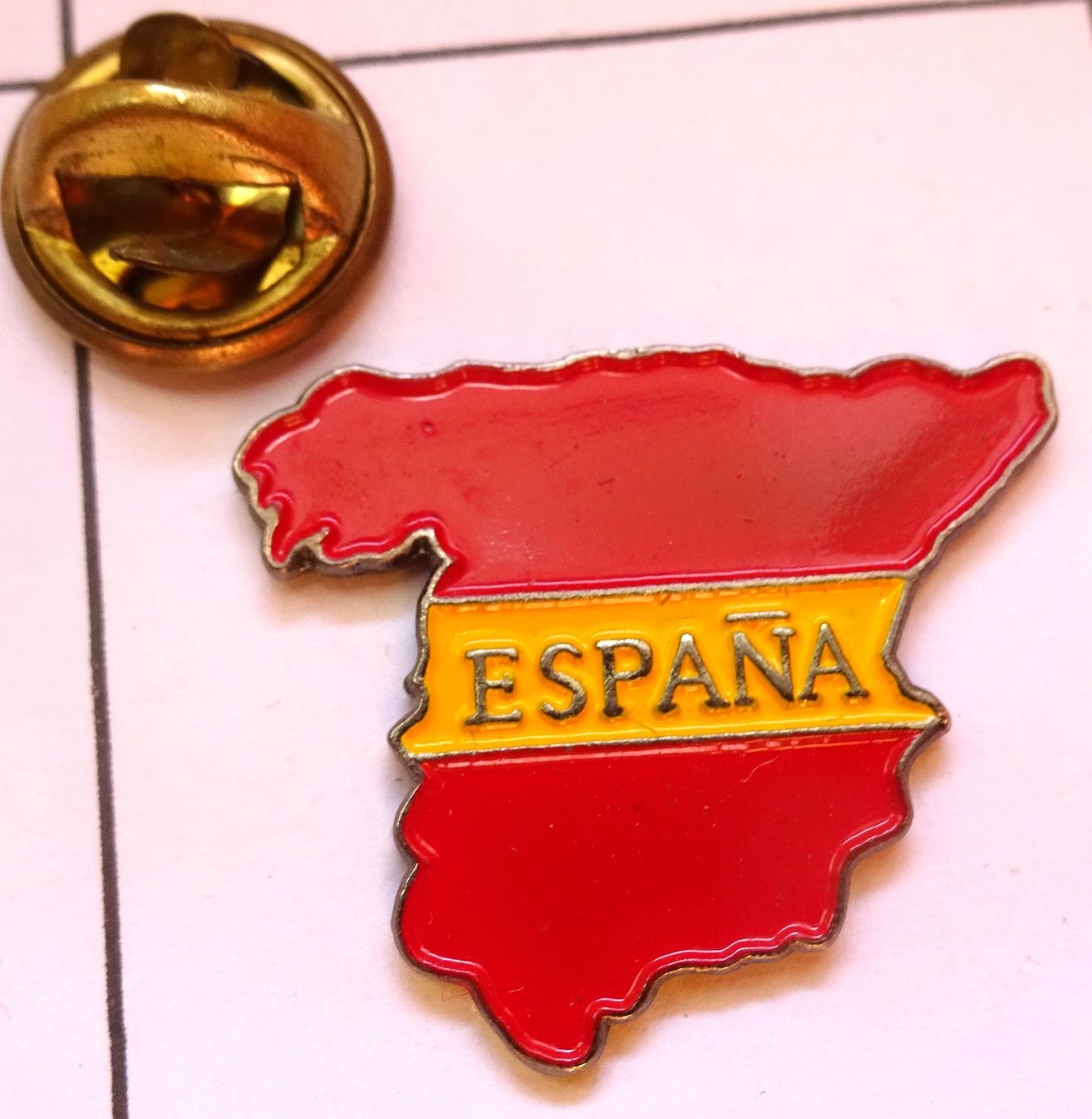 Placchette & Badge: Pin ESPANA  Spanien – Usato da Utzenstorf venduto da BUtter81
