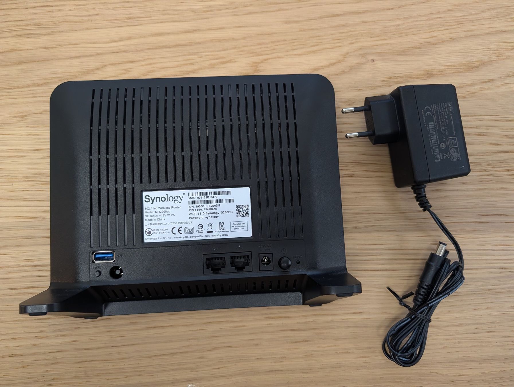 Synology Modems & Router: 1x Synology RT2600ac +  2x MR2200ac – Gebraucht aus Rudolfstetten von Sermi 6