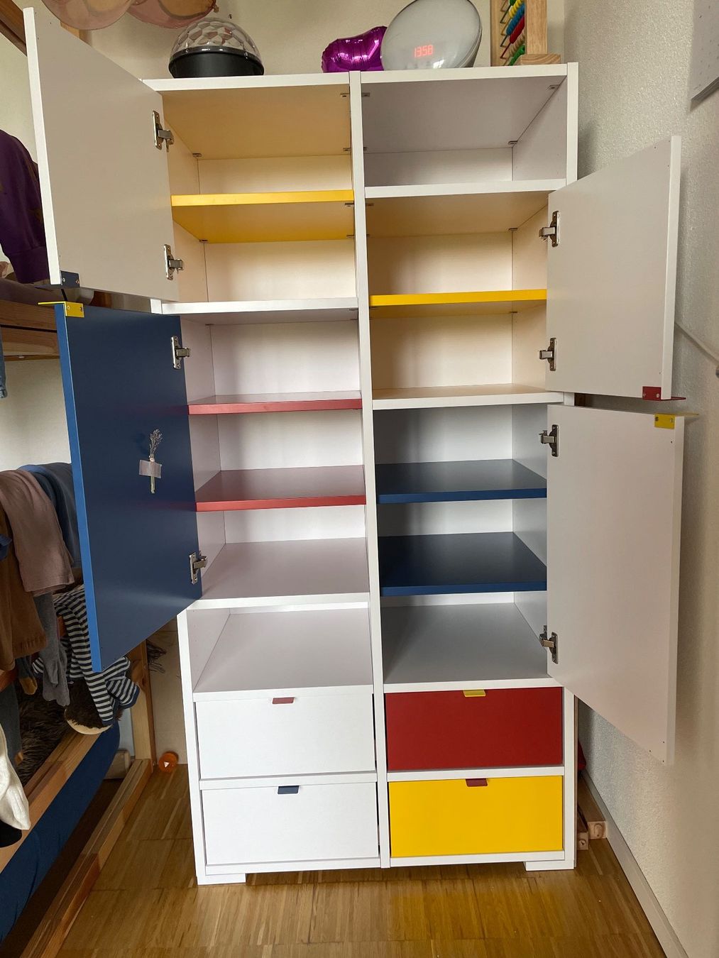Armoires: Kinderkleiderschrank – D'occasion à Zürich par boriana 5