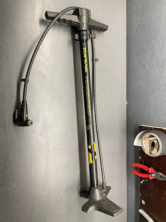 Pompe: Luftpumpe Standpumpe – Usato da Diessenhofen venduto da MotoshopZachmann 1