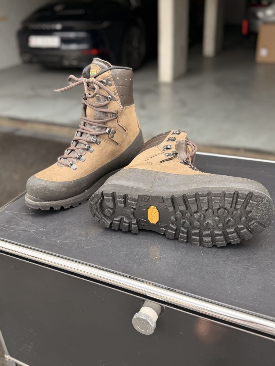 Meindl Herrenschuhe: Bergschuhe Gore-Tex von Meindl – Gebraucht aus Oberwil b. Zug von hallihallo12 3