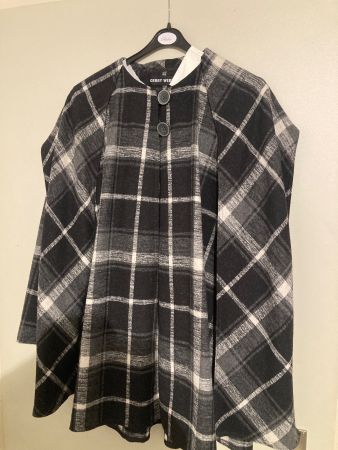 Très jolie cape Gerry Weber vintage