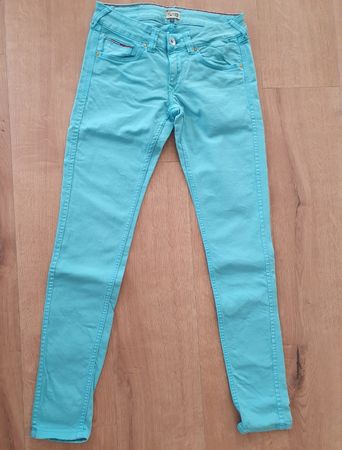 Schöne Hilfiger Denim Jeans Gr 27/32
