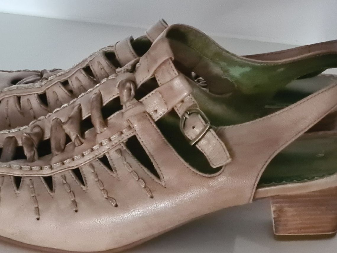 Tamaris Chaussures femmes: Sommer Absatzschuh  Gr 38 – D'occasion à Steinen par turbogeiss99 1