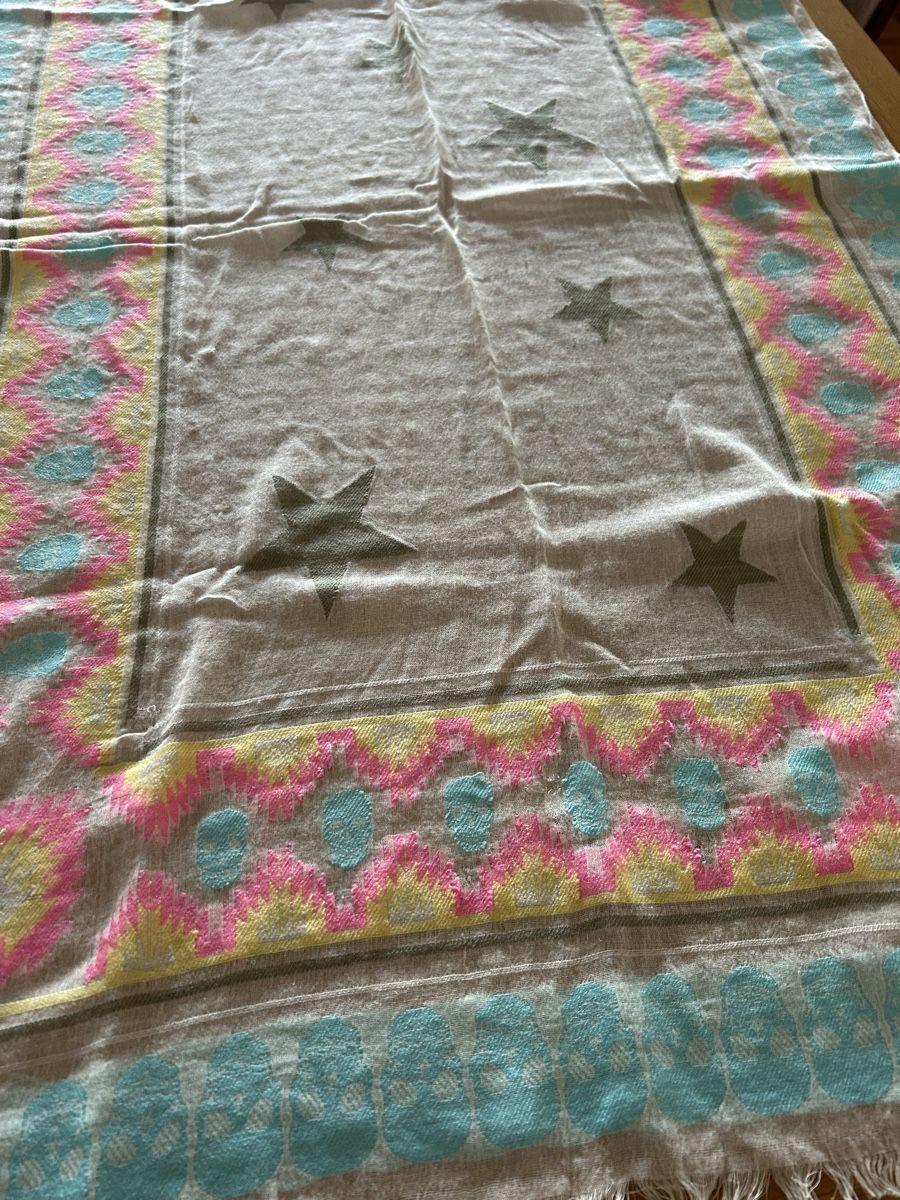 Zadig & Voltaire Foulards, Tücher & Schals: Zadig et Voltaire châle édition limitée – Neu und originalverpackt aus Ecublens VD von mirandagirl 4