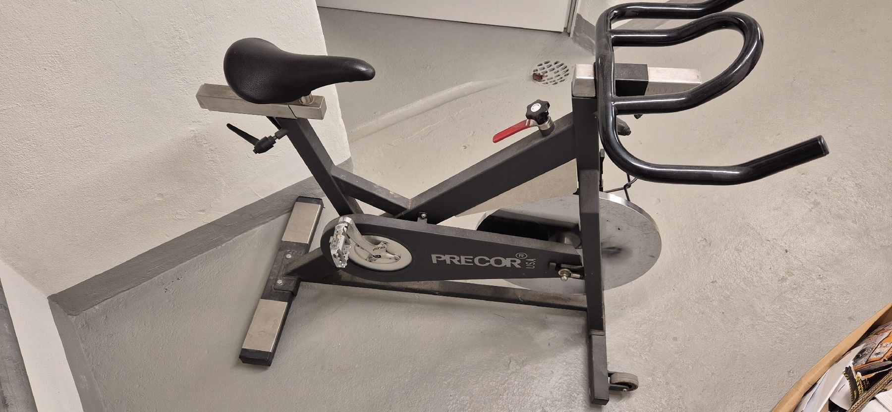 Hometrainer: Velotrainer / Spinning -bike – Usato da Rapperswil SG venduto da Baum69 3