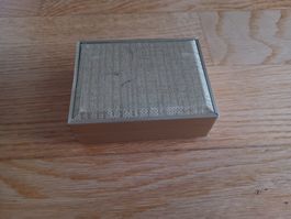 Goldene Schmuckschatulle, Vintage, blaues Innenfutter