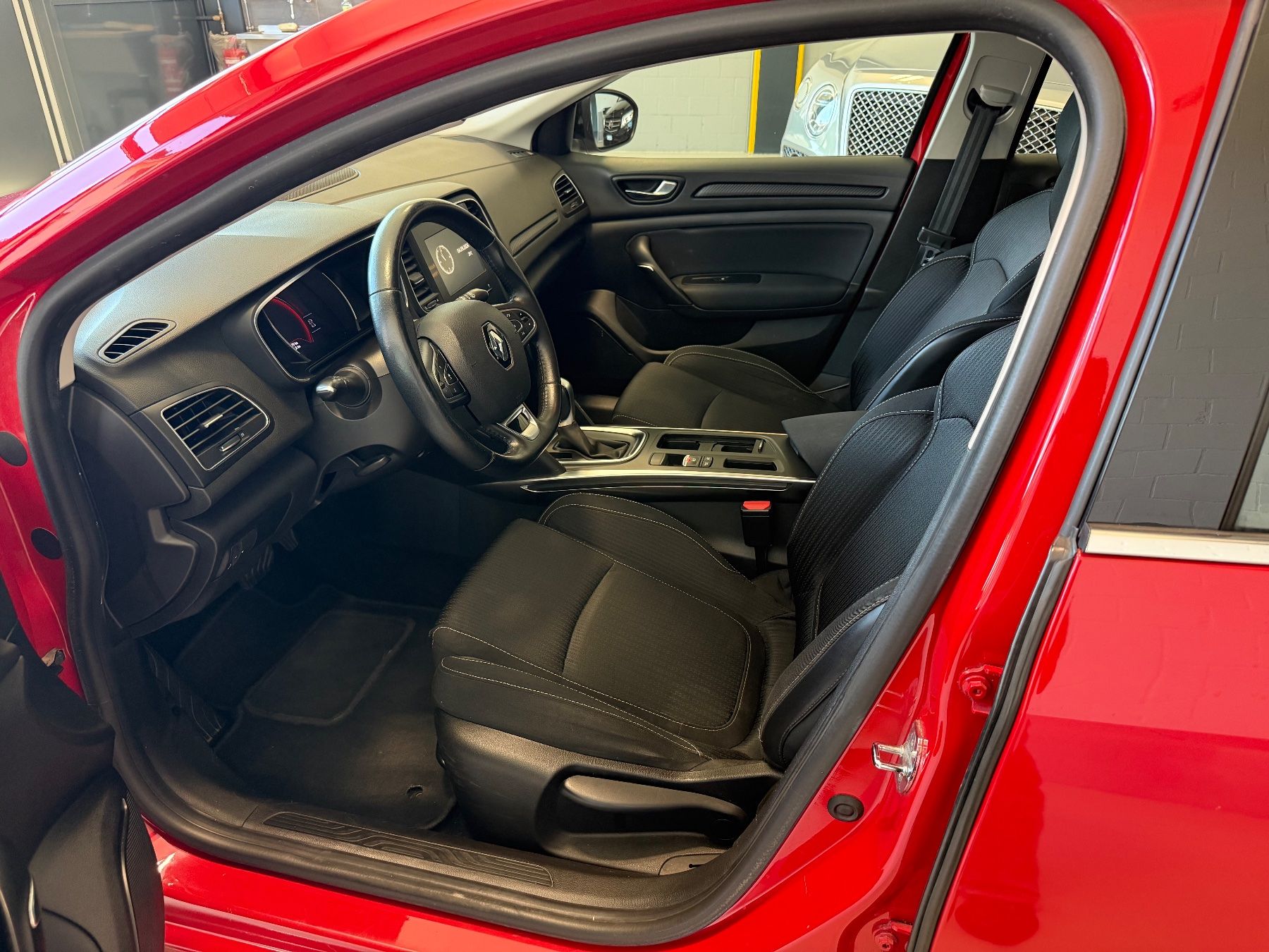 Renault Automobili: Renault Megane – Usato da Immensee venduto da Finoli.ch 5