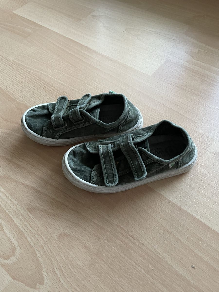 Scarpe per ragazzi: Turnschuhe mit Klettverschluss gr. 29 – Usato da zürich venduto da deebjk 3