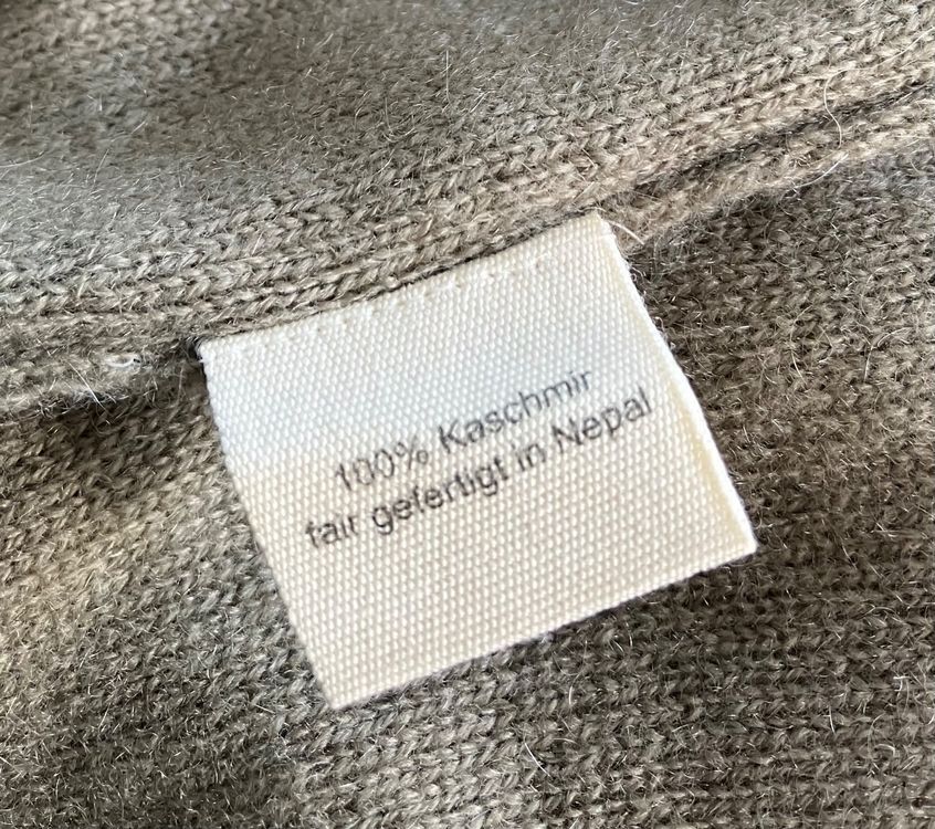 Maglioni & Felpe: Grüne Erde Kaschmir Longpullover / Kleid Gr.38 – Usato da Unterägeri venduto da Jutka_04 5