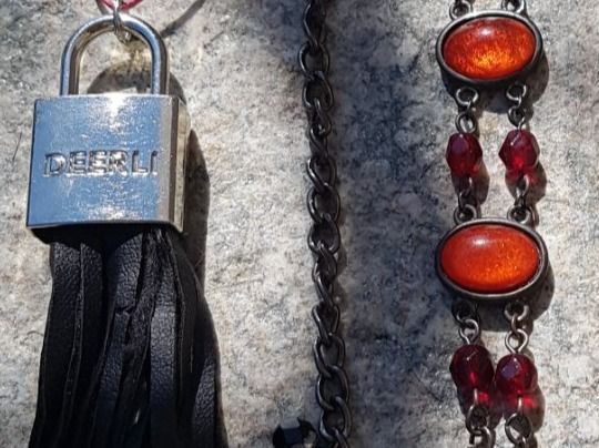 Altri gioielli: Lot 11 Stk. Vintage Schmuck Modeschmuck – Usato da Münchenbuchsee venduto da babilibern 3