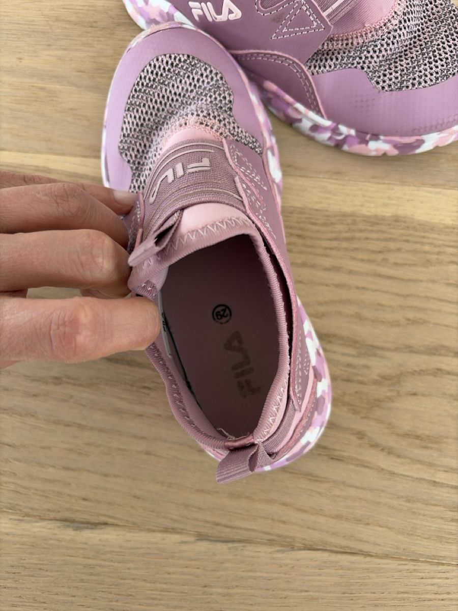 Fila Scarpe per ragazze: FILA sbeakers, Turnschuhe Gr. 29 – Usato da Affoltern am Albis venduto da TanGotan 3