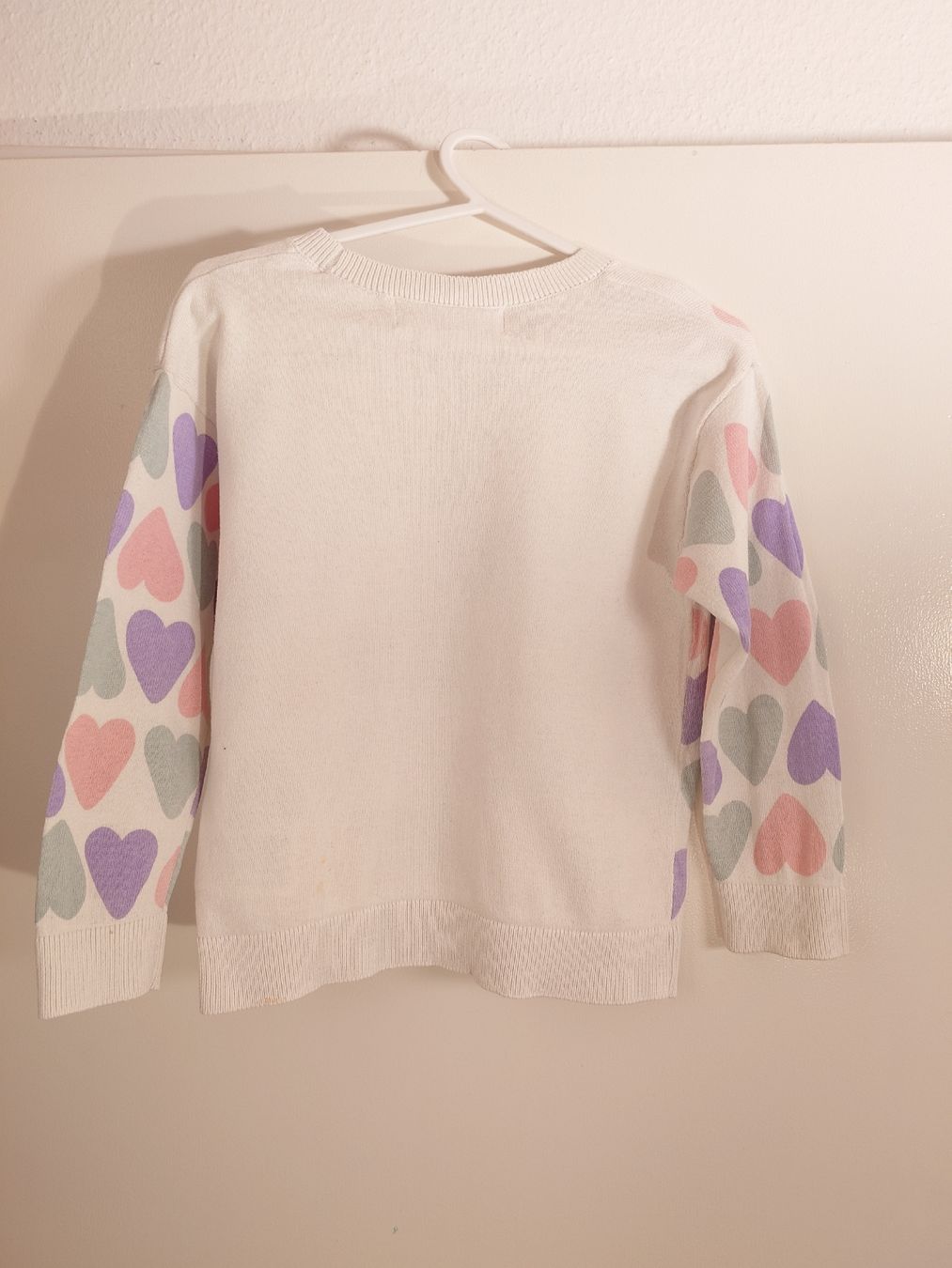 Pulls et sweat-shirts: Mädchen Pullover Herzen, Grösse 98/104 – D'occasion à Uster par snowy_6 1