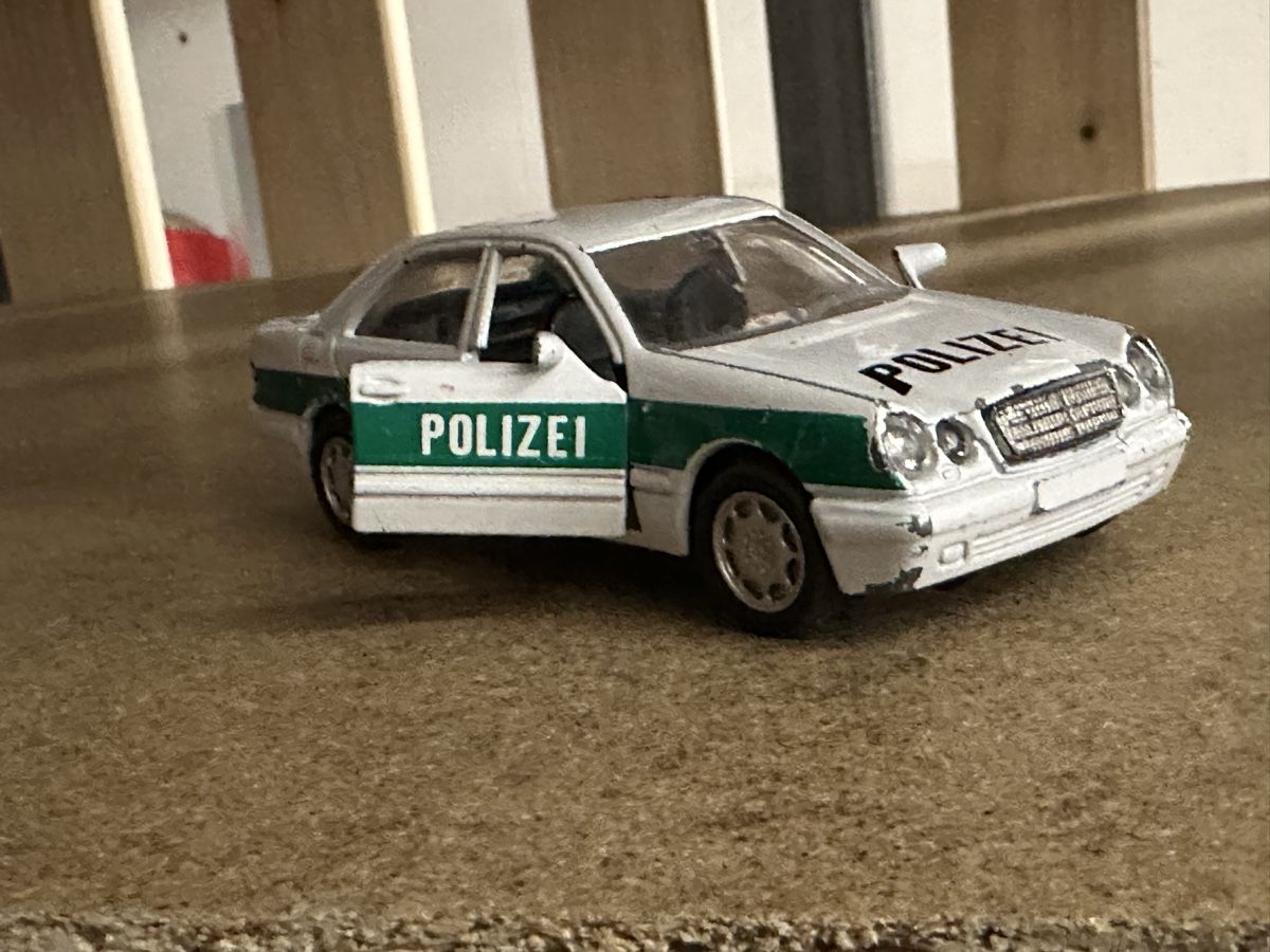 Modellini d'auto: 4 stück Modellauto Lotus Esprit Polizei – Usato da Zürich venduto da ner_j6xn 6