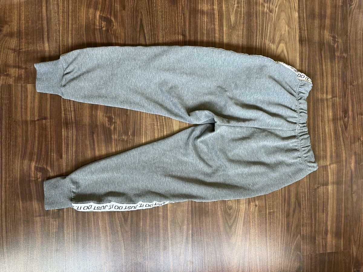 Nike Pantaloni: Nike Trainerhose XS – Usato da winterthur venduto da pompowerpuff 2