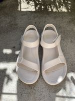 Teva Sandalen in Off -White / 38