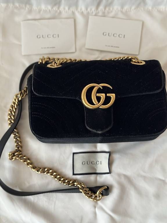 Taschen für Damen: Gucci Marmont Tasche – Gebraucht aus Rotkreuz von Mini_mela33