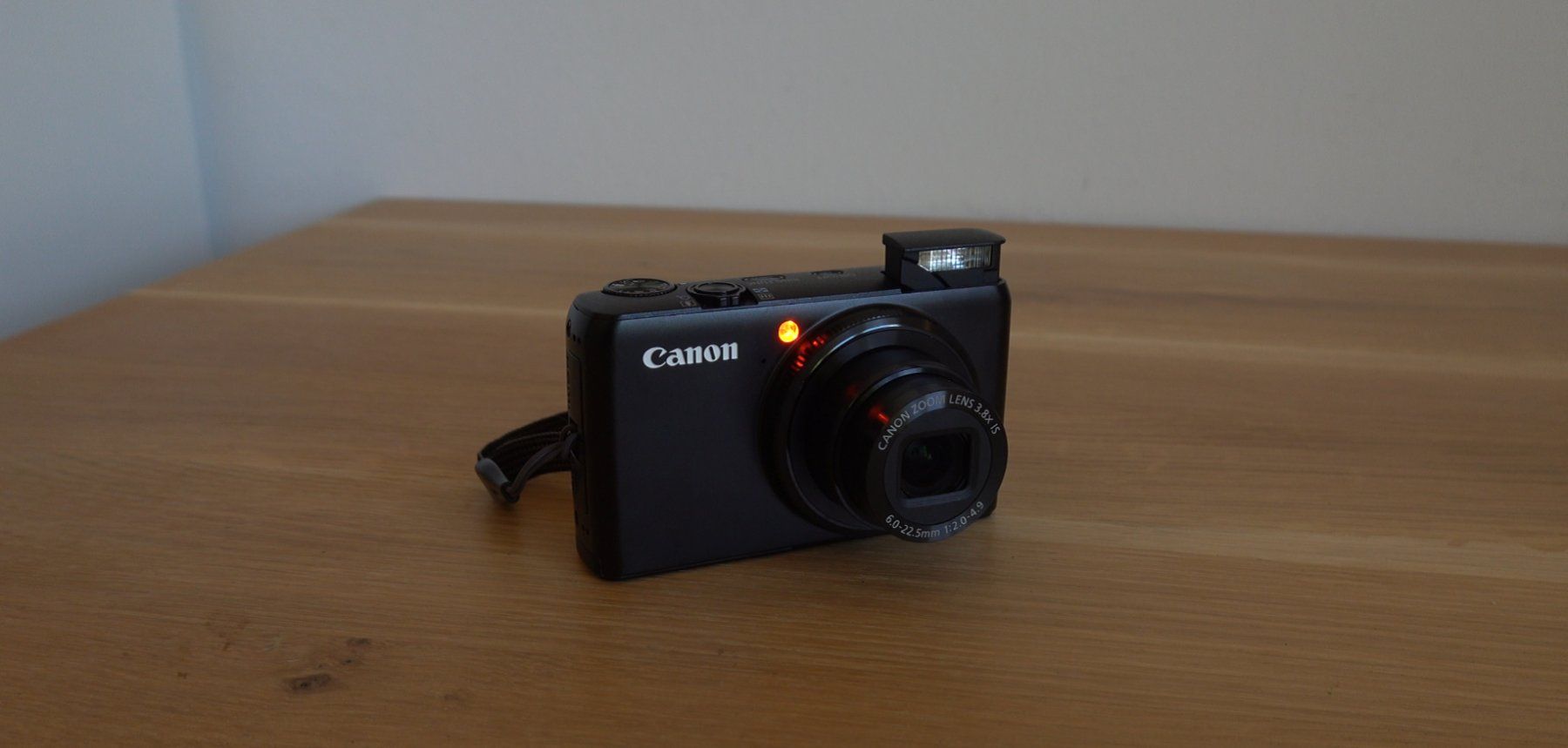 Canon Fotocamera: Canon Powershot S90 - Schwarz – Usato da Fribourg venduto da mar_9vlt 1