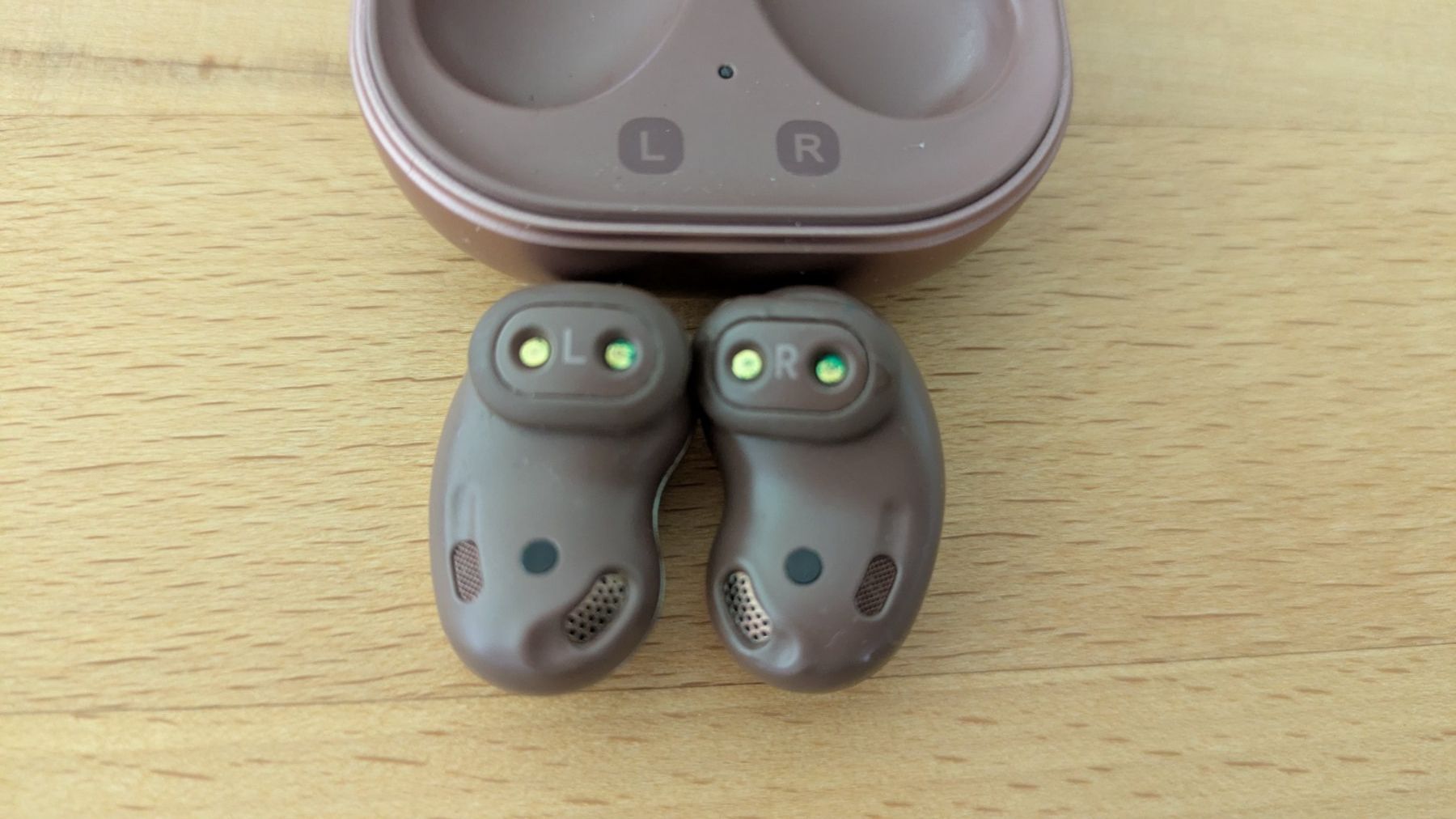 Samsung Cuffie: Samsung Galaxy Buds Live  SM-R180 – Usato da Staufen venduto da Fleby84 3