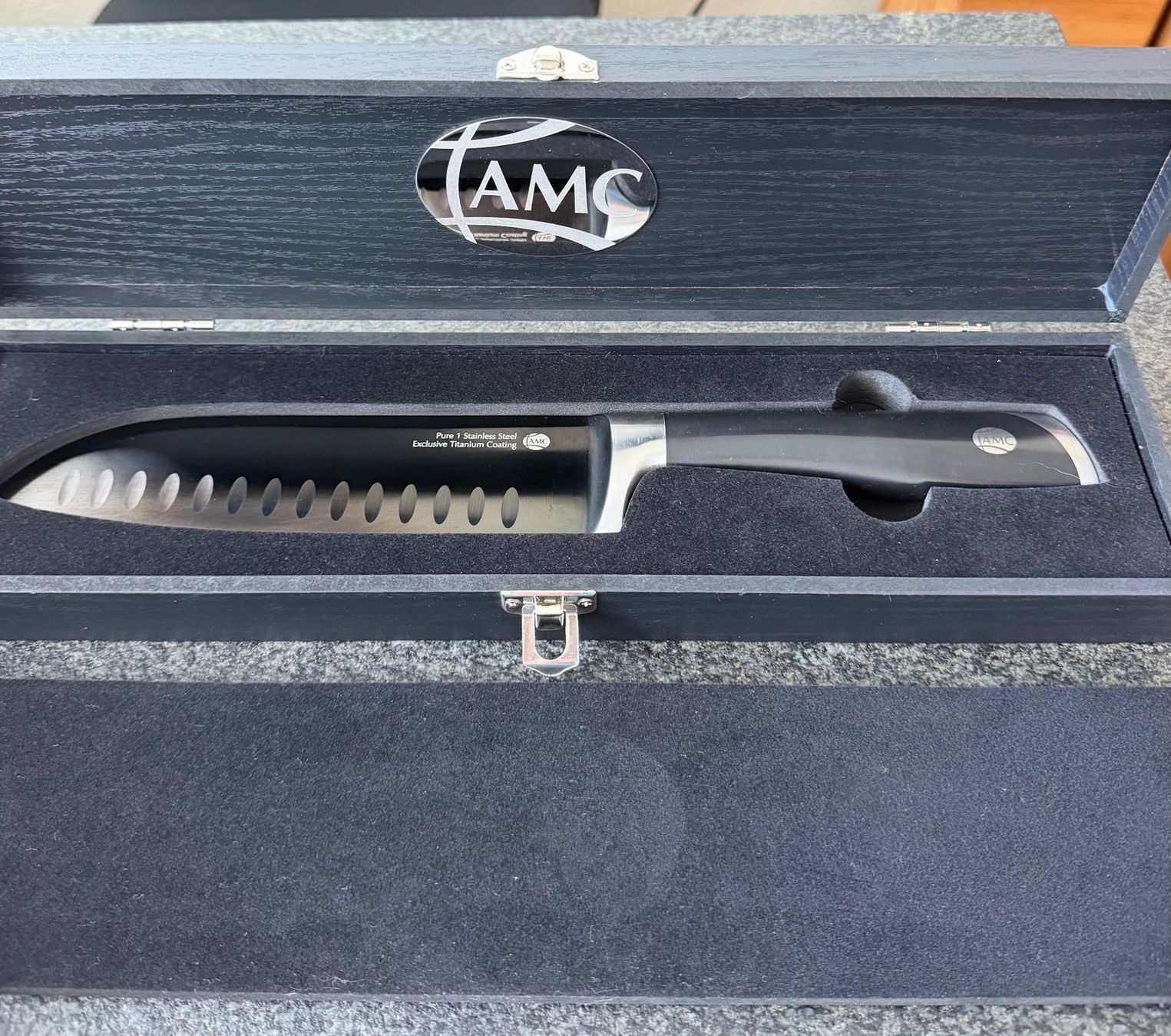 Küchenmesser: AMC Pure 1 Santoku Messer Titanium Edelstahl brandneu – Neu und originalverpackt aus Basel von Kanako