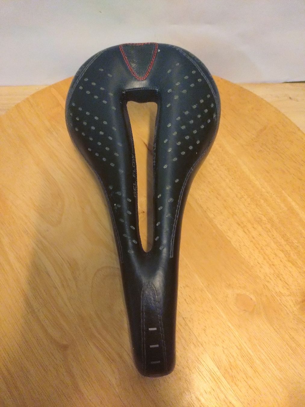 Selle Italia Pezzi di ricambio: Selle Italia Max Gel Flow  – Usato da Farvagny-le-Grand venduto da LaCaverne 4