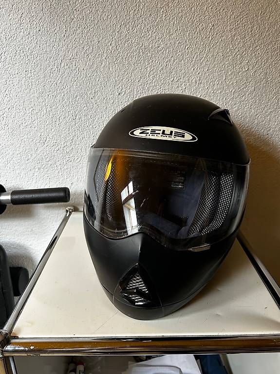 Caschi & visiere: Zeus Motorradhelm  gebraucht, unfallfrei – Usato da Luzern venduto da sim_5hkz 1