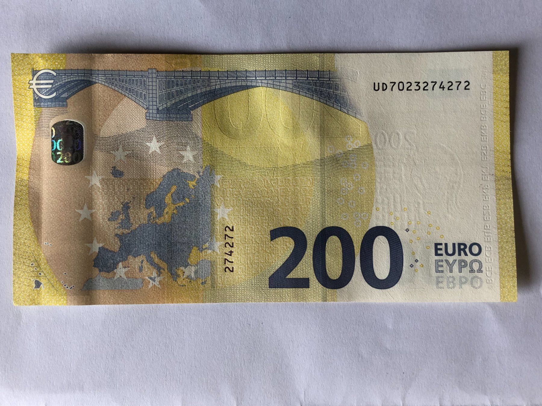 Banconote: 200 Euro-Note ungefaltet – Nuovo (secondo la descrizione) da Ganterschwil venduto da ganterb 1