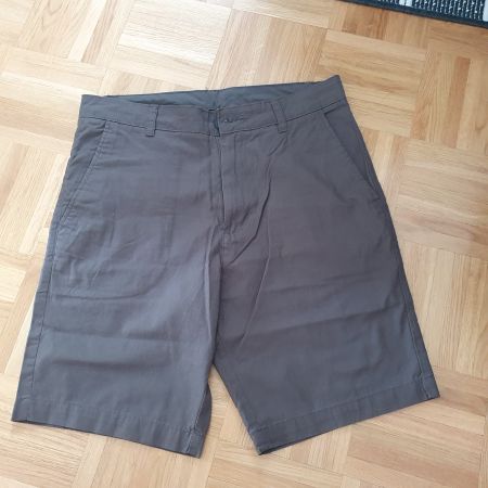 Short dame taille 30 Neuf