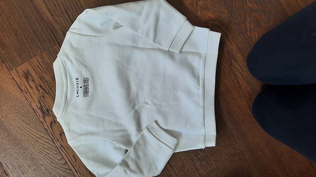 Pulls et sweat-shirts: Sweatshirt Snoopy Lacoste 4a – D'occasion à Venthône par Anamelle 1