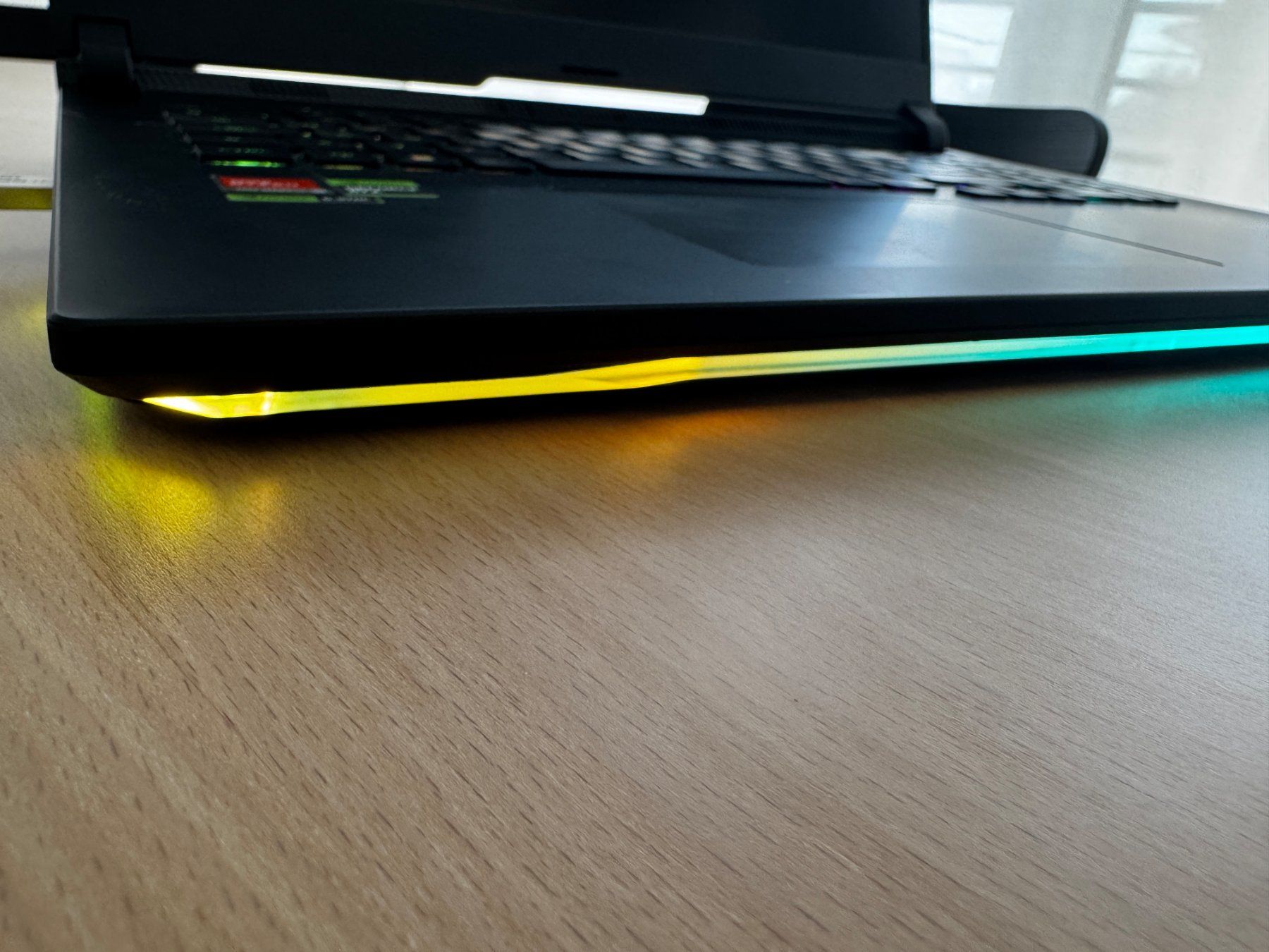 Asus Notebook: Asus Rog Strix Gaming-Notebook – Usato da Wallisellen venduto da tat_7cv7 3