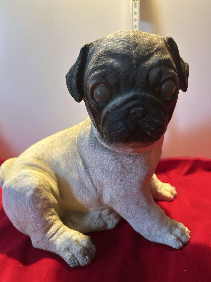 Statuette: Mops Figur Dekoobjekt aus Kunstharz – Usato da Zürich venduto da Chaeffeler 6