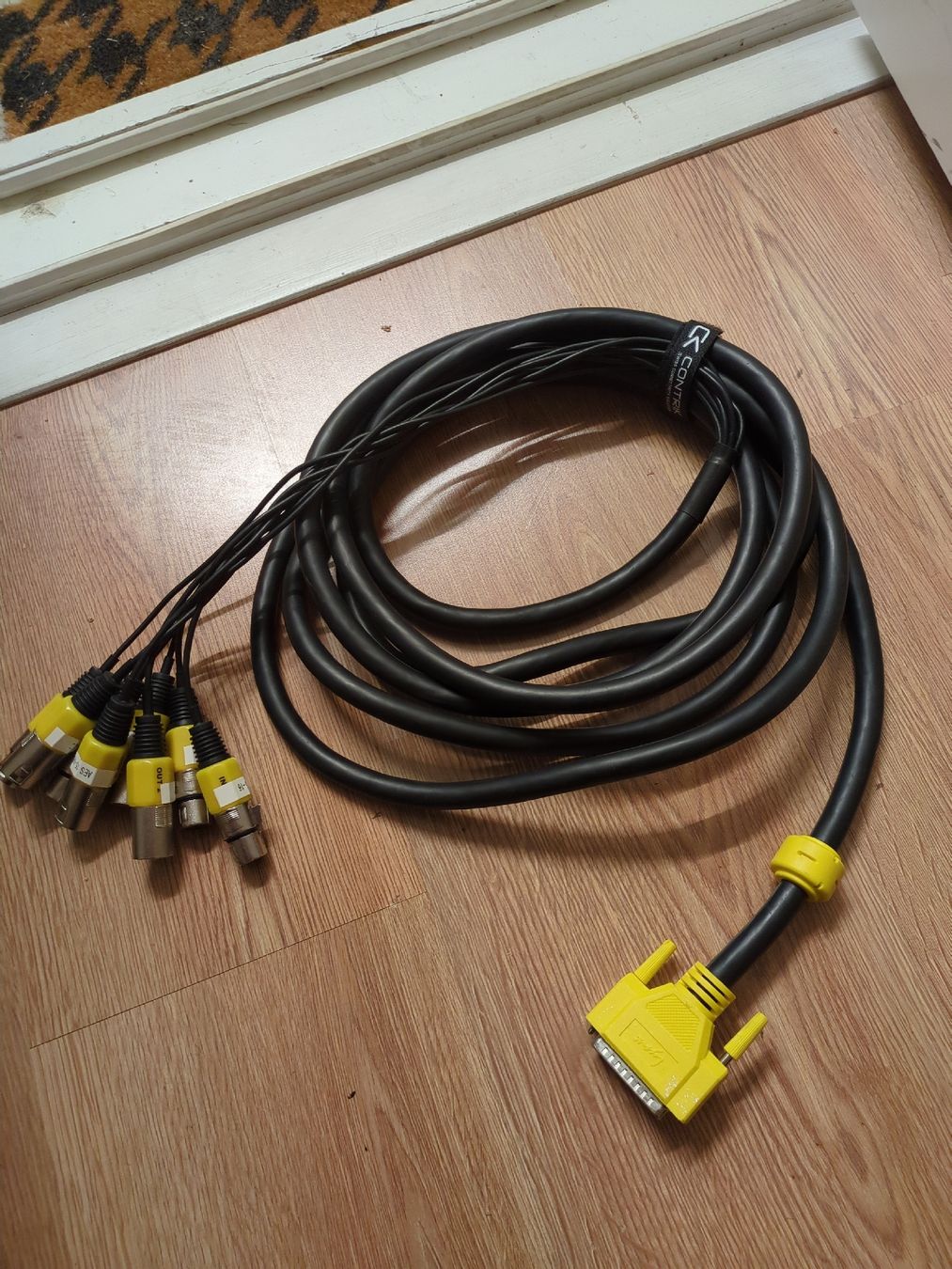 Kabel: Câble AES SubD-25 de 5m – Gebraucht aus Gland von Kyostal