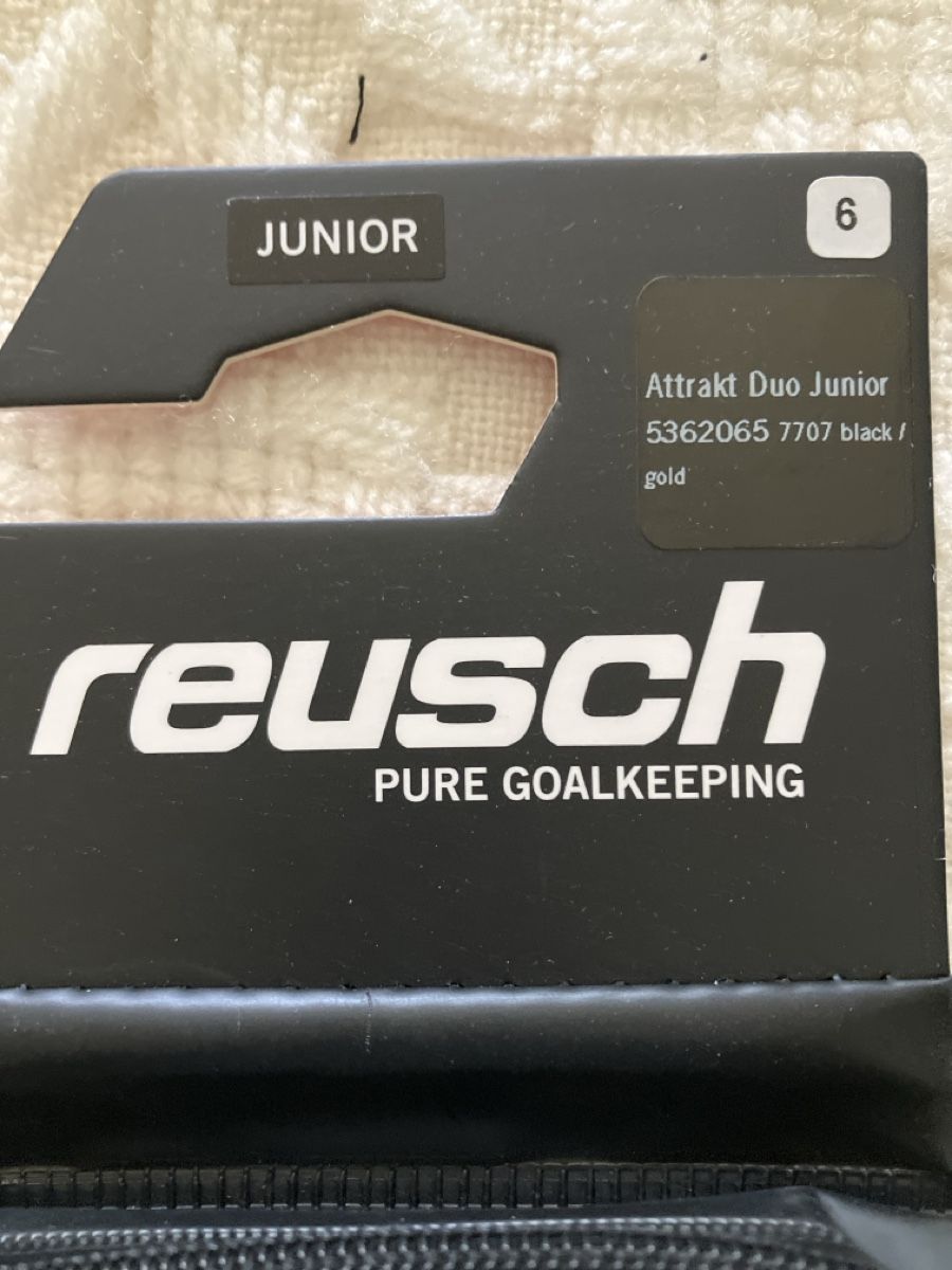 Kinderhandschuhe: Reusch Junior Goaliehandschuhe Gr.6 – Gebraucht aus zürich von Eftichia 1
