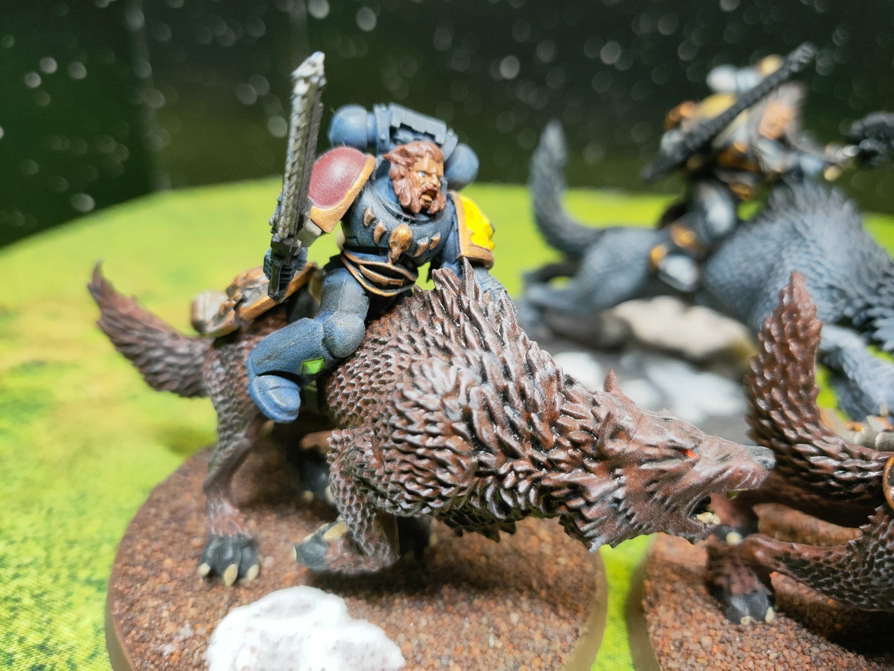 Modellbausätze & Standmodelle: Thunderwulf Cavalry 3er Trupp, Space Wulfes, Warhammer 40k – Gebraucht aus Baden von Araneus 2