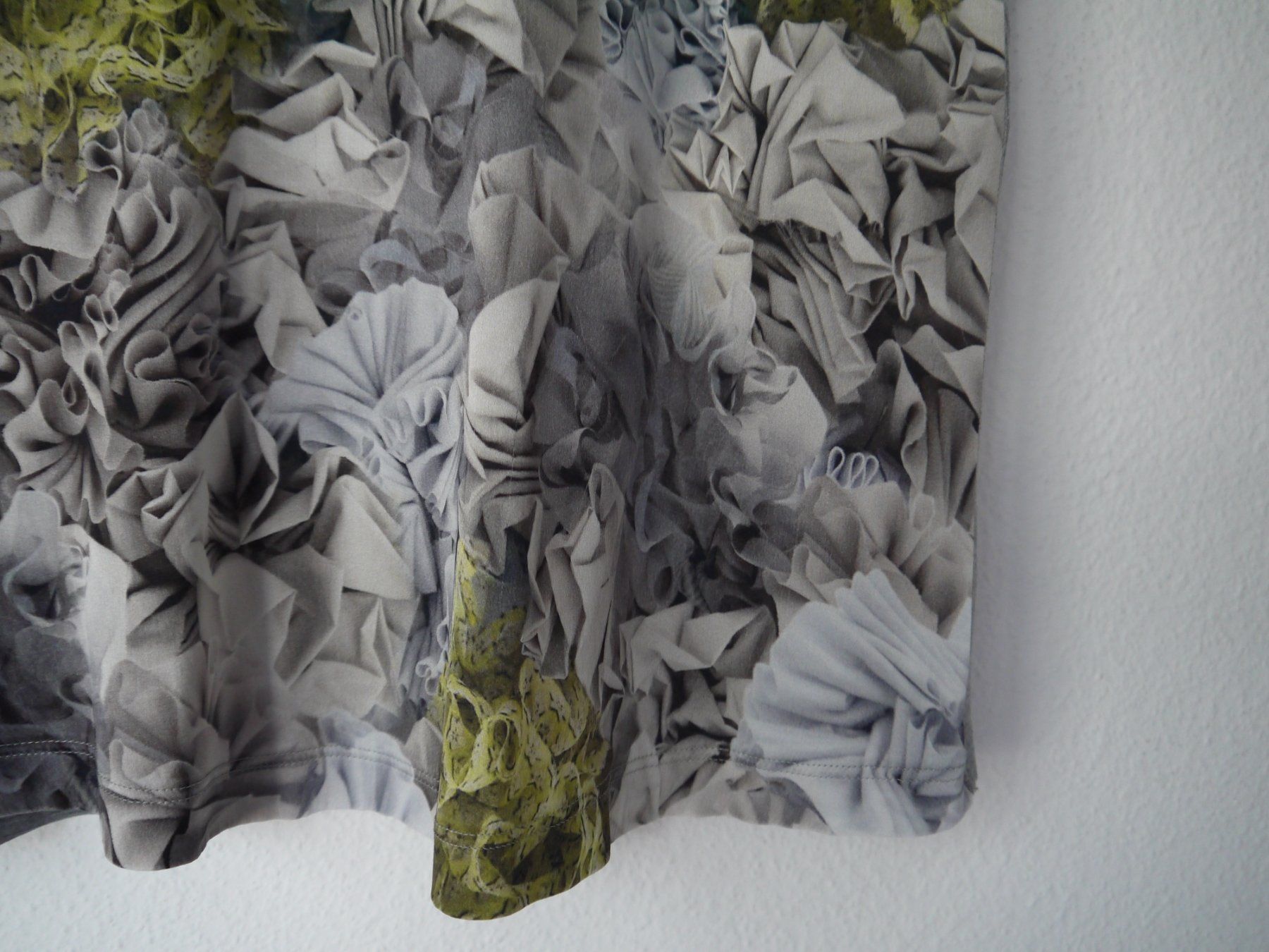 Marc Cain Chemisiers: Marc Cain Bluse aus Seide N3 – D'occasion à Hagendorn par Blaf 2