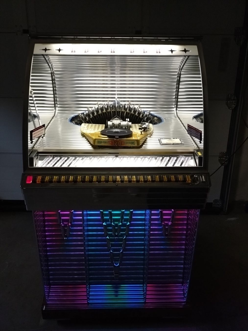 Rock-Ola Jukebox: Jukebox Rock-Ola 1448  von 1955 – Usato da Nuglar venduto da SwissJukebox 2