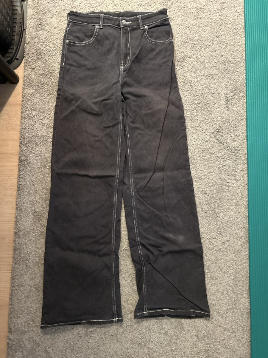 H&M Jeans: Jeans – D'occasion à Kloten par Pc2217