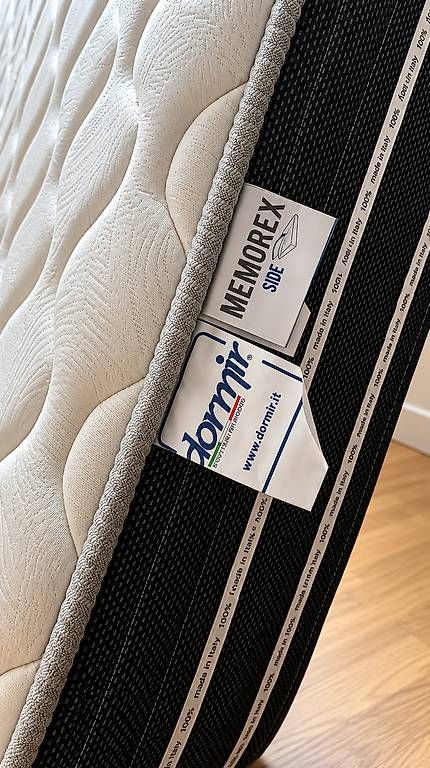 Materassi: Matelas à memoir de forme  – Usato da Corsier-sur-Vevey venduto da Rauberjulien 2