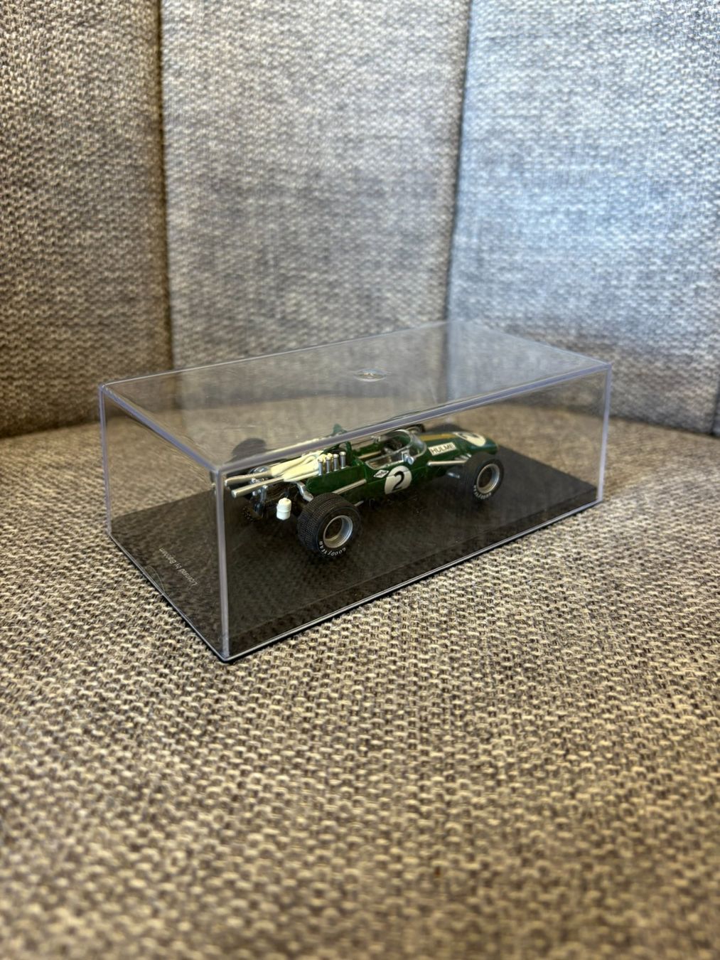 Modellini d'auto: Brabham Repco BT24 1967  1:43  neu mit Vitrine – Nuovo e nell'imballaggio originale da Wetzikon ZH venduto da tuningschmiede 1