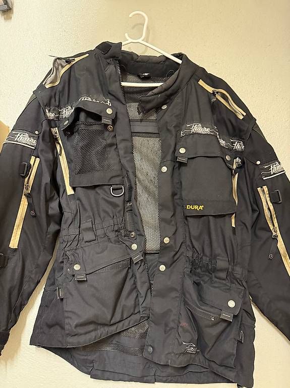 Kleiderpakete: Motorrad Hose und Jacken  – Gebraucht aus Goldach von D-M-S 3