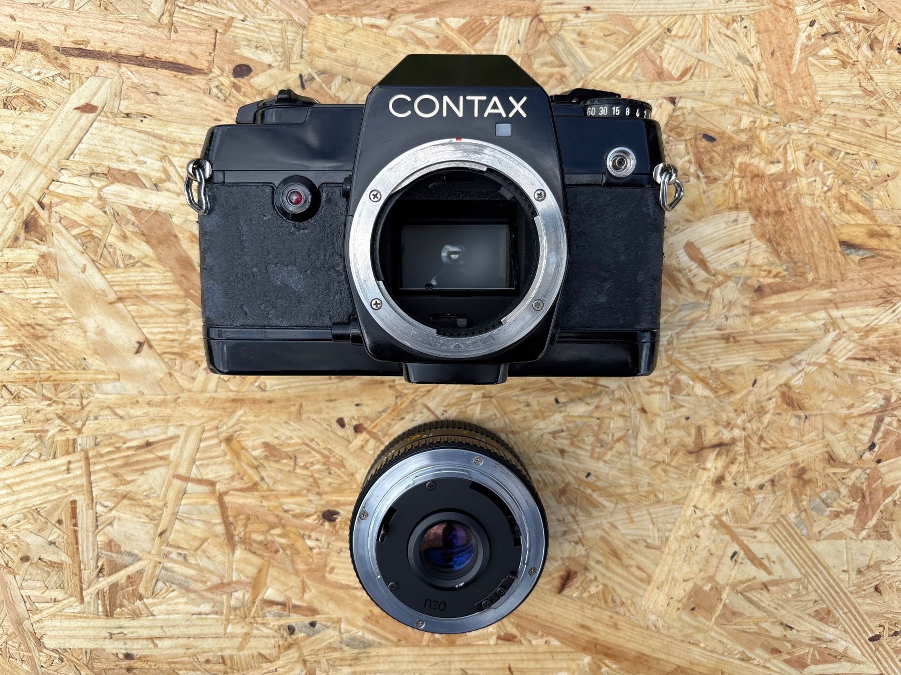 Contax Fotocamera: Contax 137 MA Quartz Kamera – Usato da Feldbach venduto da Olive1 6
