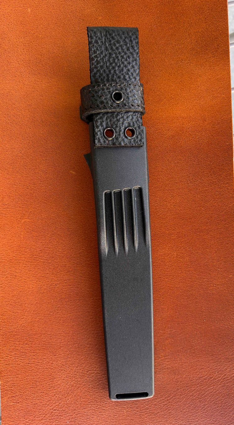 Fällkniven Accessori: Fällkniven A1 Custom Scheide mit Leder-Upgrade – Nuovo (secondo la descrizione) da Reinach AG venduto da Rousseau_J 1