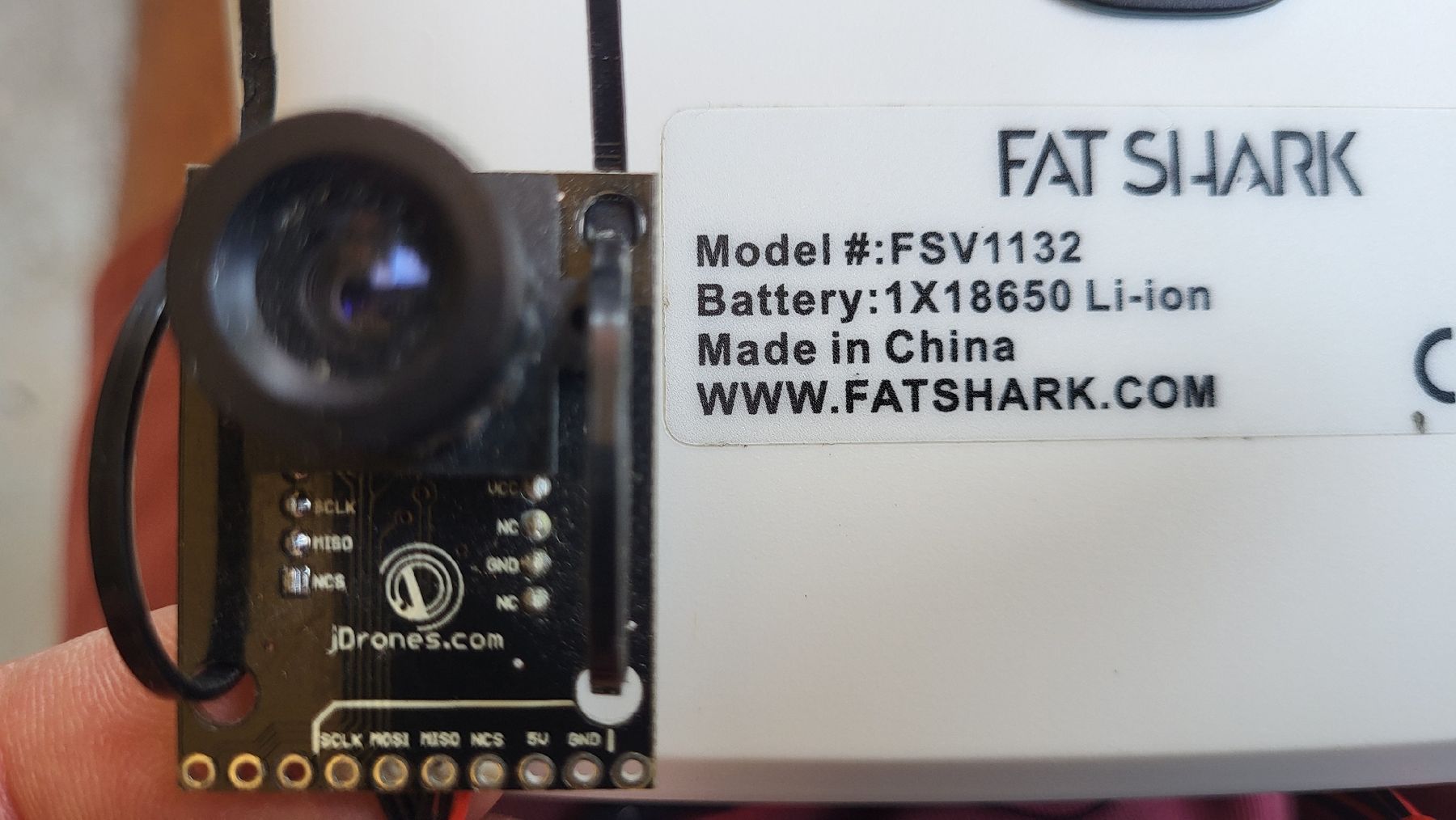 RC Modellbau: Drohnenbastelmaterial FPV Fat Shark – Defekt aus Seewis-Pardisla von Bis 9
