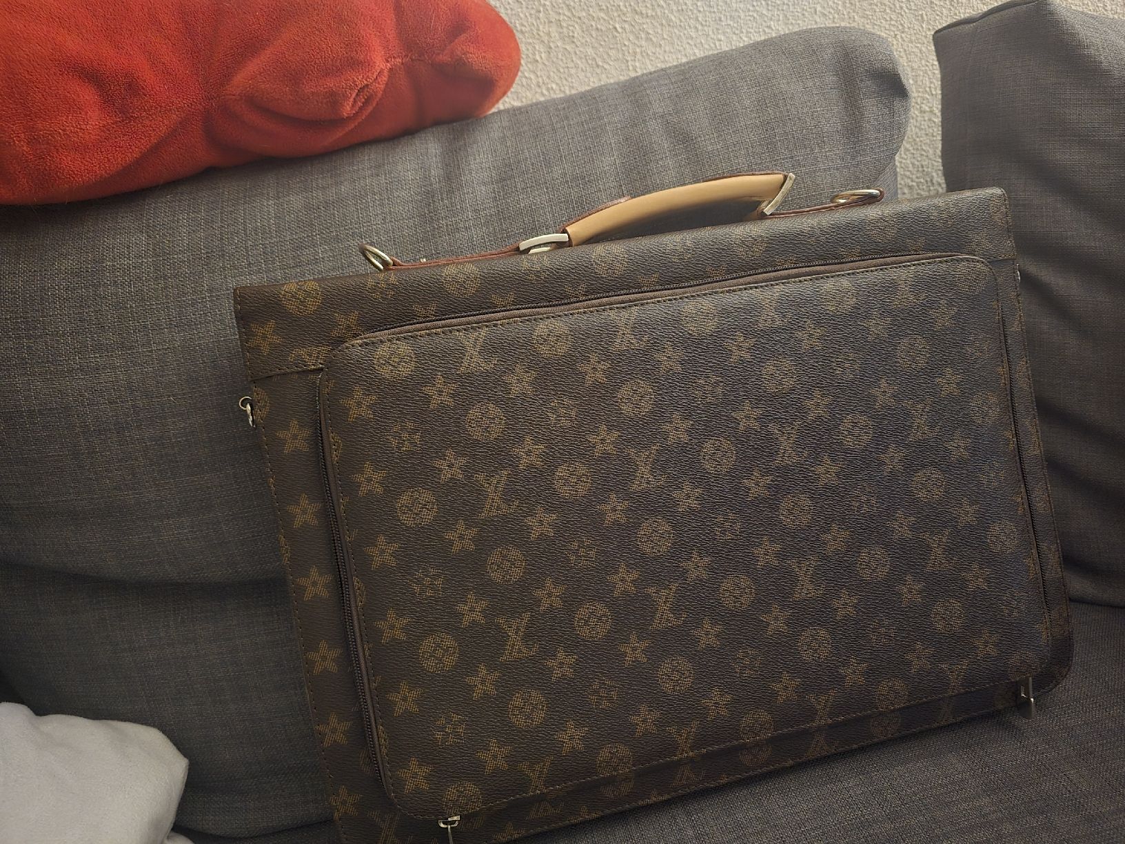 Louis Vuitton Koffer & Taschen: imitation Mallette Louis Vuitton Monogram Marron comme neuve – Neu (gemäss Beschreibung) aus Founex von Vivi.dressing 1
