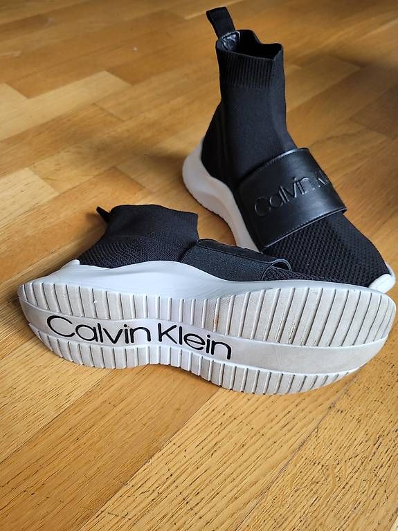 Scarpe da donna: Original Calvin Klein Sneaker Gr. 37 – Usato da Boll venduto da ttr-fun 1