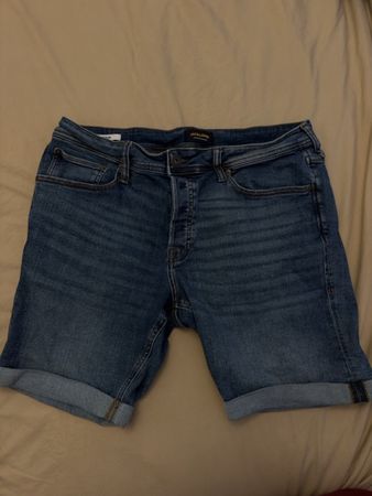 Jack & Jones Jeans Shorts blau, super Zustand, Regular Gr. L