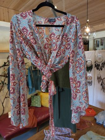 Etnikka wickelbluse seide S-M