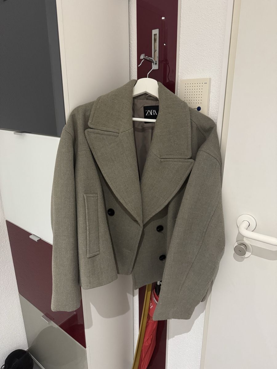 Zara Cappotti: Zara kurzer Mantel – Nuovo (secondo la descrizione) da Birmenstorf AG venduto da ebobaj_294