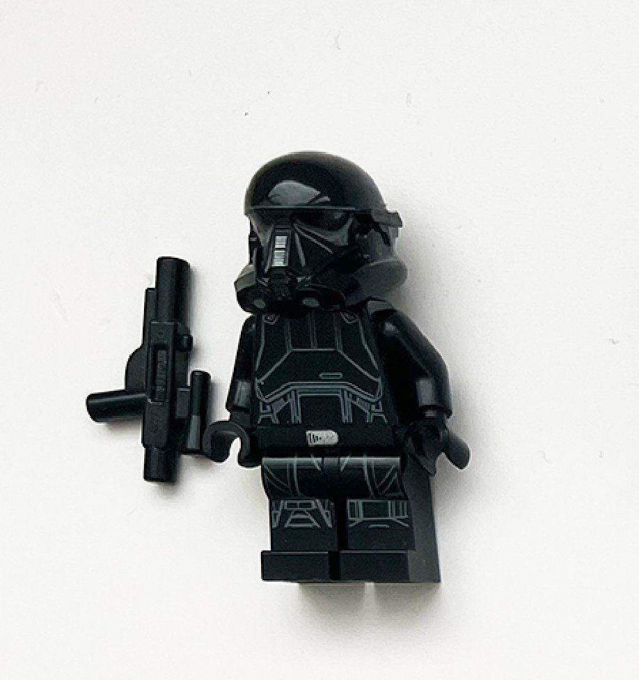 Lego Baukästen: LEGO Star Wars Imperial Death Trooper + Blaster – Gebraucht aus Lausanne von BeyondStories