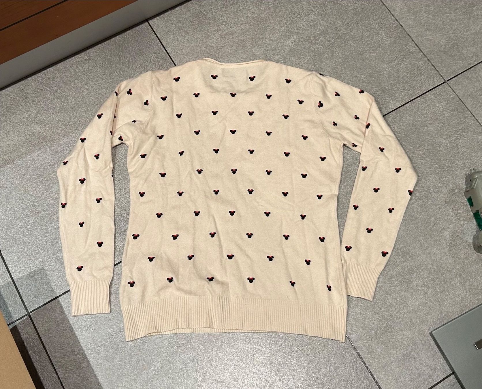 Pullover & Sweatshirts: Pull Mickey mouse - Minnie  gr. M - L – Gebraucht aus Arbedo von nadia1973 3